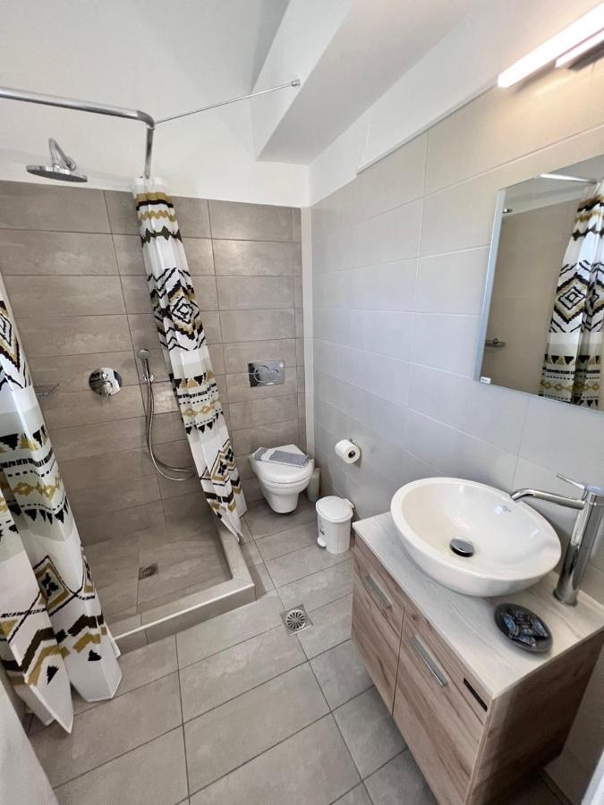 Firaxenia Rooms Eksteriør billede