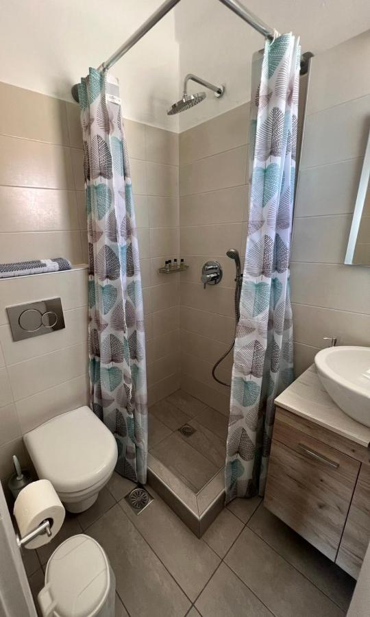 Firaxenia Rooms Eksteriør billede